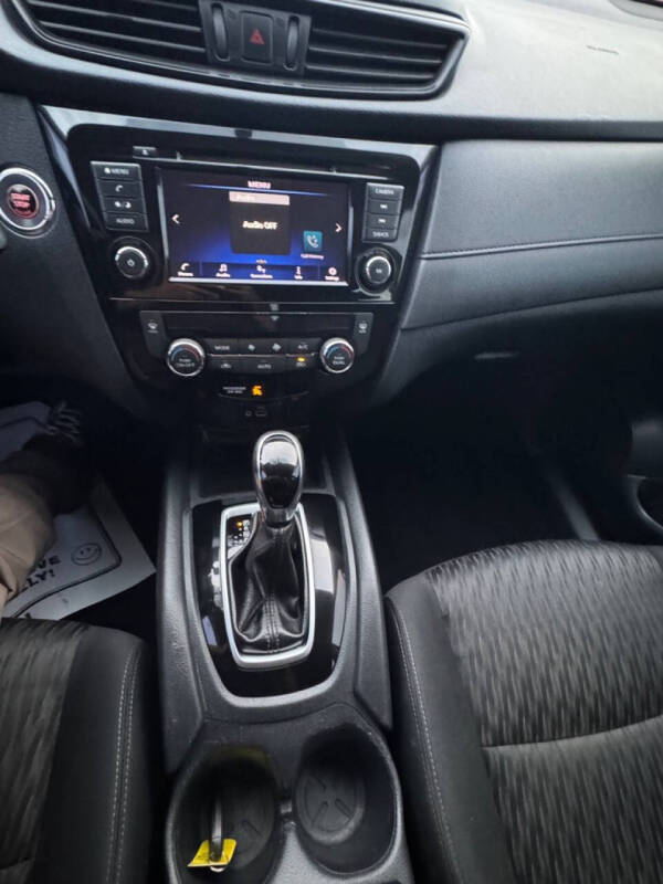 2018 Nissan Rogue S