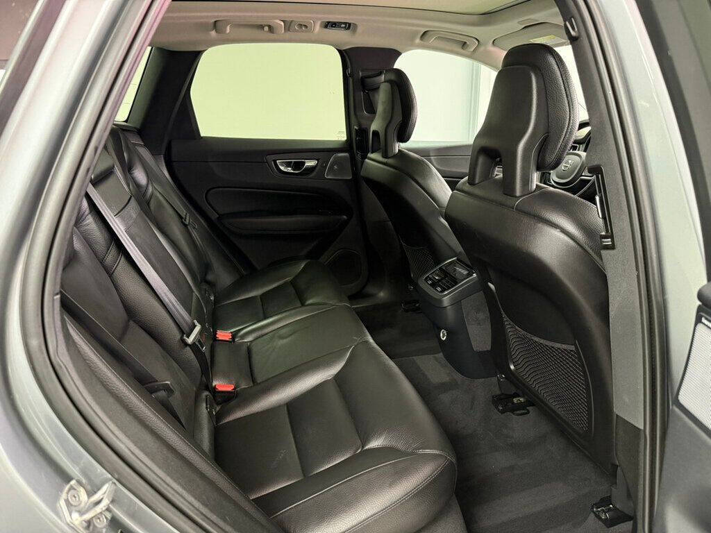 2018 Volvo XC60 for sale at Conway Imports in   Streamwood, IL