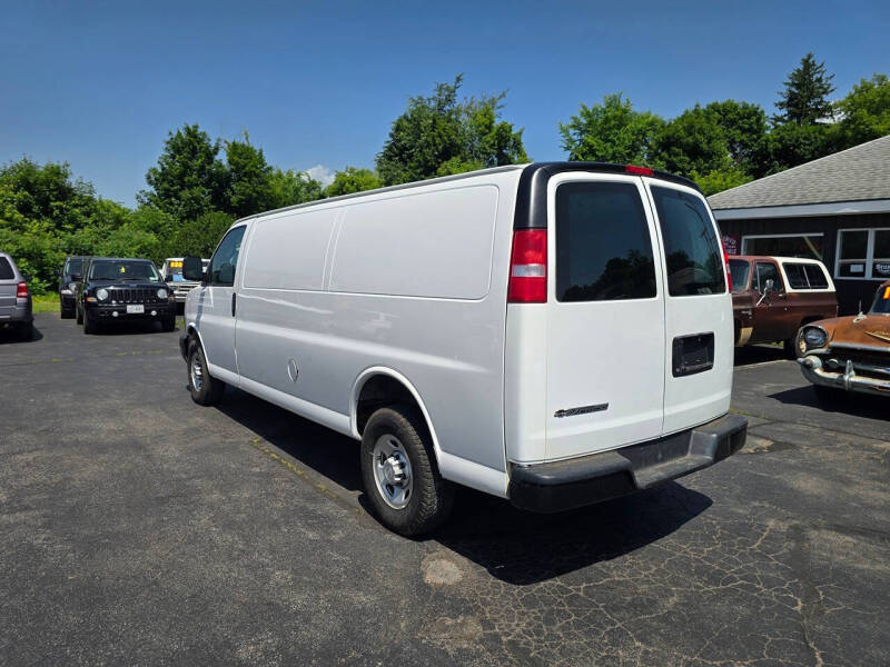 2020 Chevrolet Express 3500