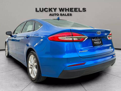 2020 Ford Fusion SE