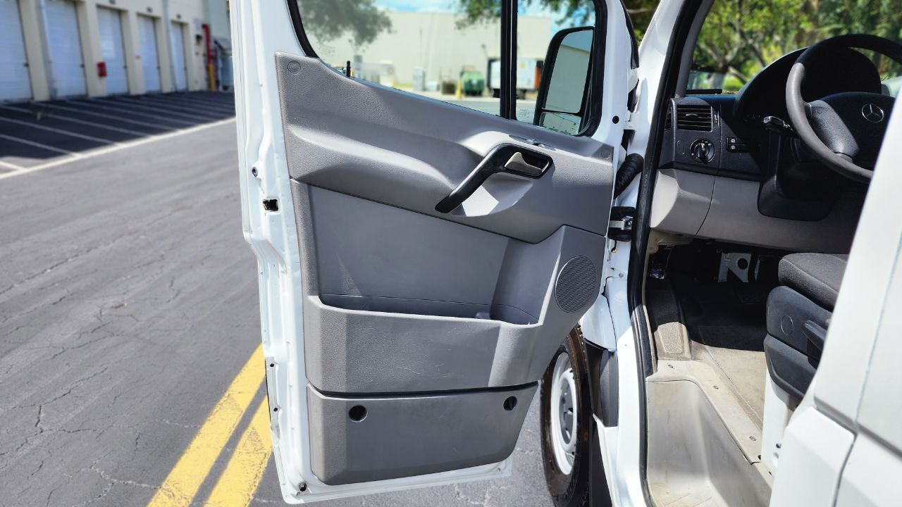 2015 MERCEDES-BENZ Sprinter Van - $19,999