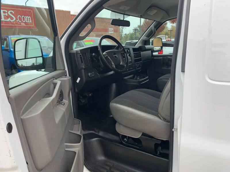 2019 GMC Savana 3500