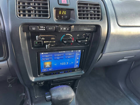 2000 Toyota 4Runner SR5