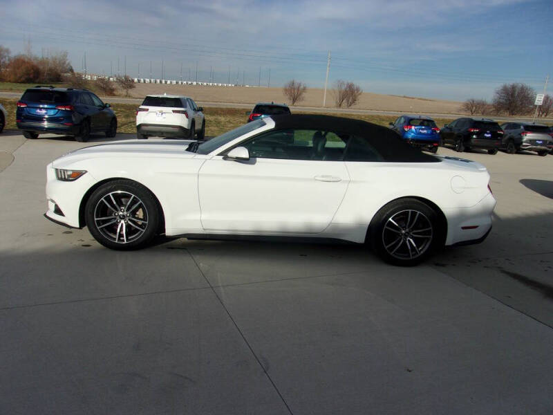 2017 Ford Mustang EcoBoost Premium