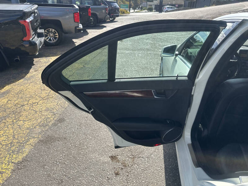 2010 Mercedes-Benz C-Class C 300 Sport 4MATIC