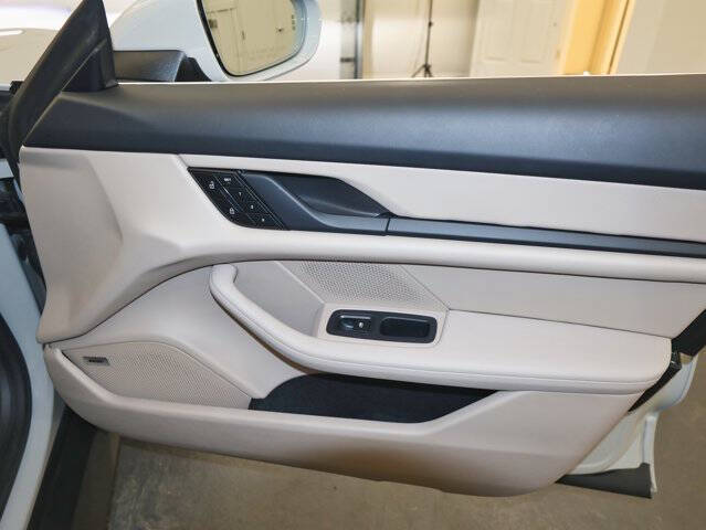 2022 Porsche Taycan 4S