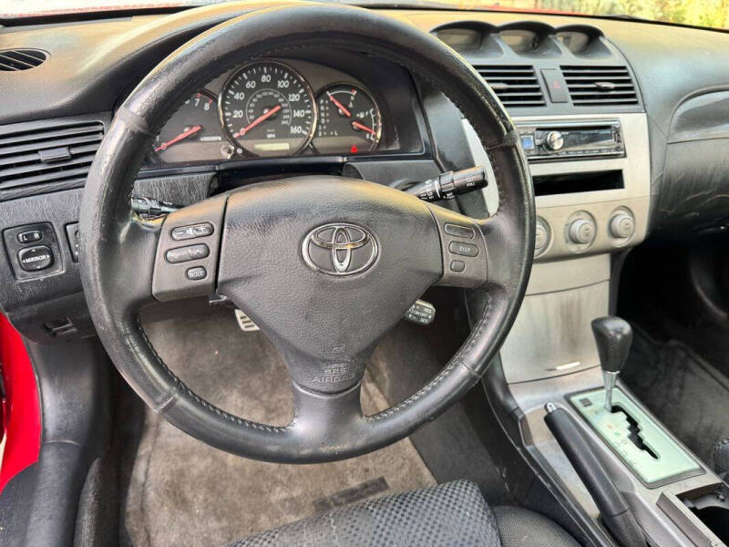 2005 Toyota Camry Solara SE