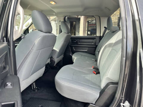 2017 RAM 1500 Express