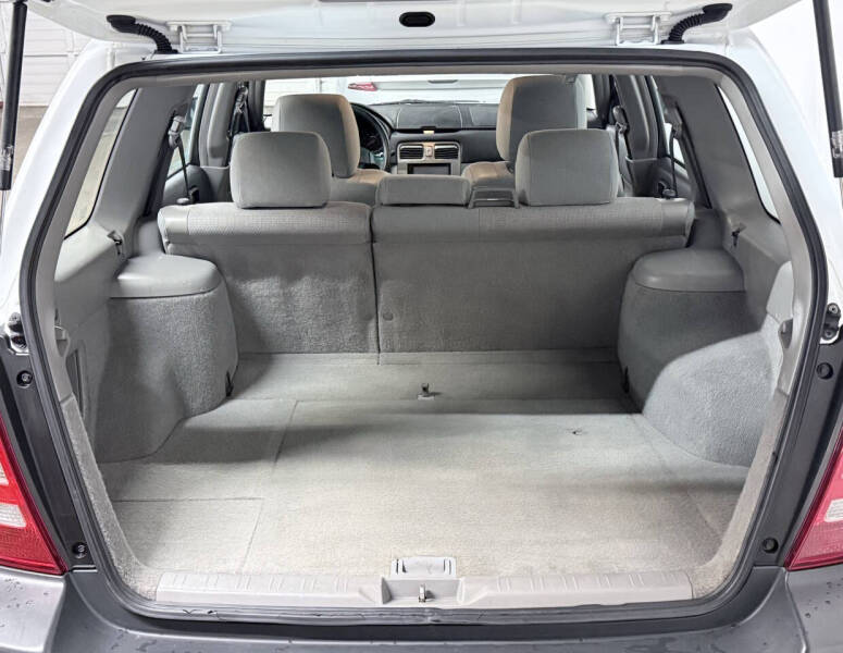 2004 Subaru Forester X