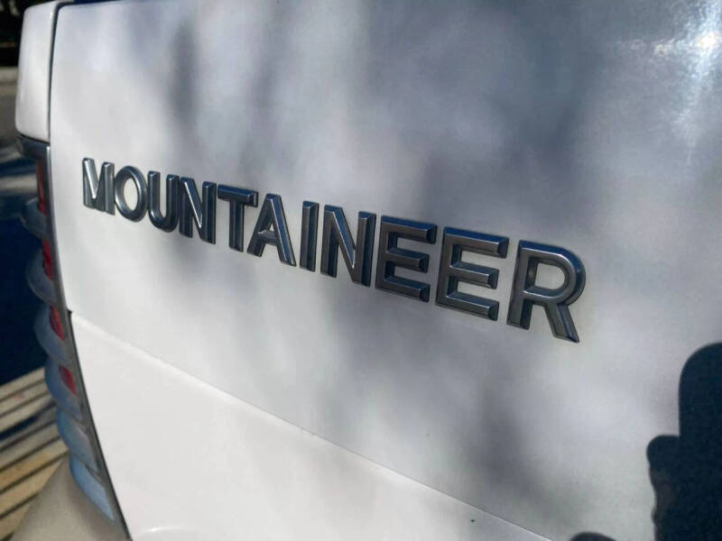 2004 Mercury Mountaineer