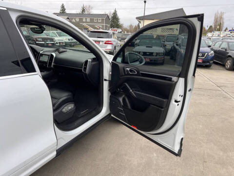 2015 Porsche Cayenne S