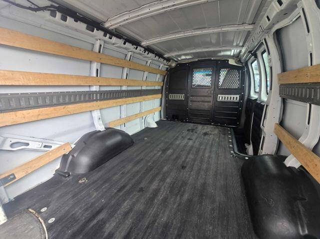 2020 GMC Savana 2500