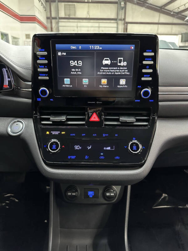 2020 Hyundai Ioniq Electric SE