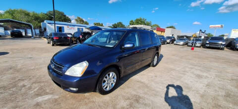 2006 Kia Sedona for sale at Newsed Auto in Houston TX
