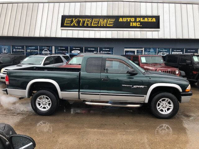 2002 Dodge Dakota for sale at Extreme Auto Plaza in Des Moines, IA