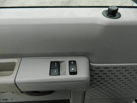 2013 Ford E-Series E-150