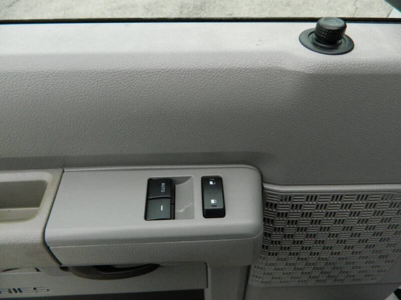 2013 Ford E-Series E-150