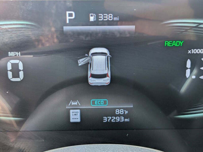 2024 Kia Niro EX
