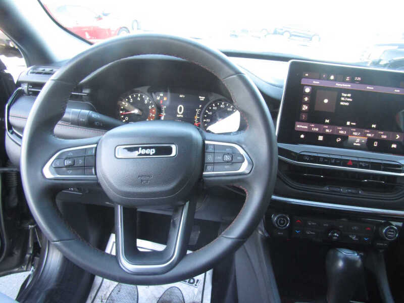 2023 Jeep Compass Trailhawk