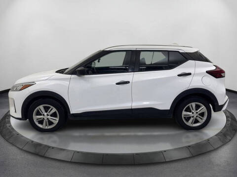 2022 Nissan Kicks S