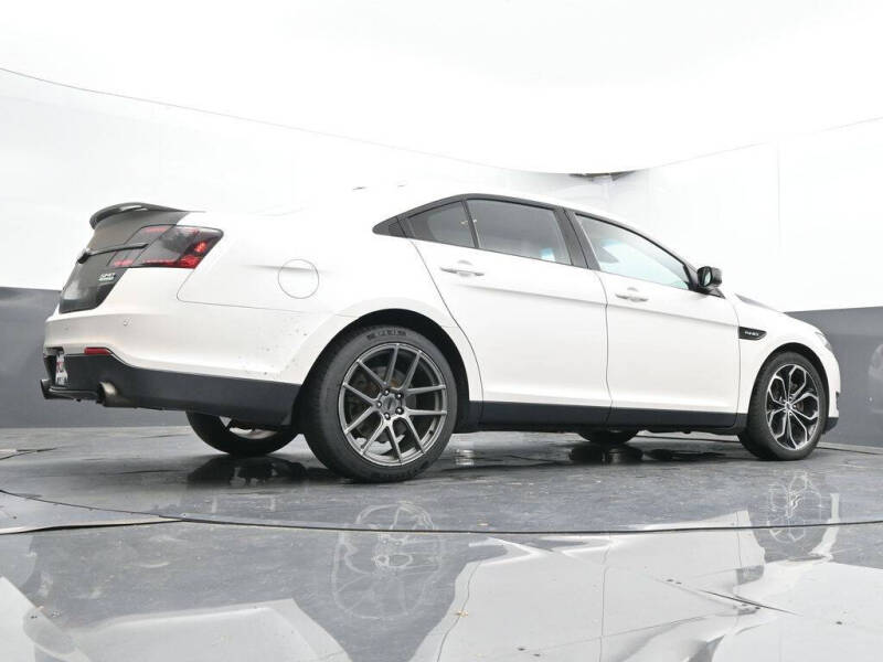 2017 Ford Taurus SHO