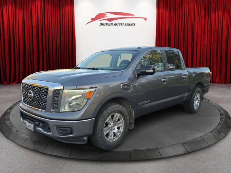 2017 Nissan Titan