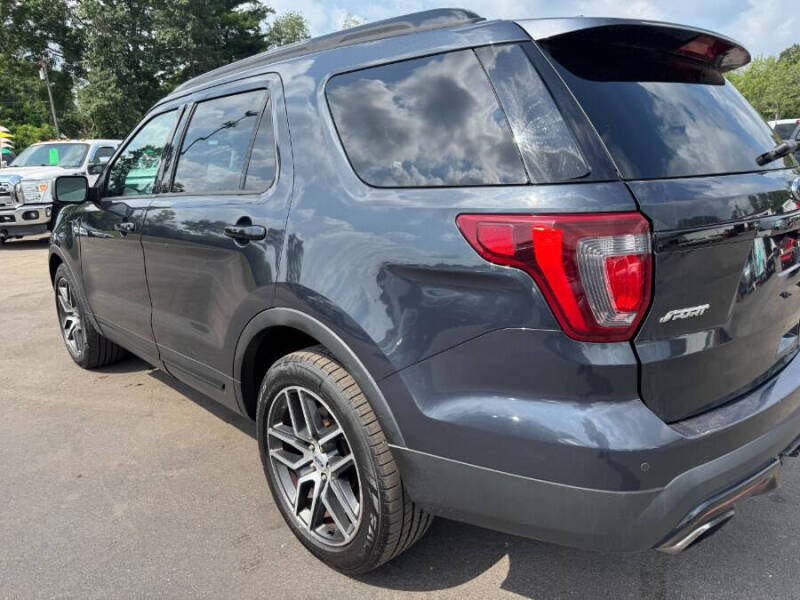 2017 Ford Explorer Sport