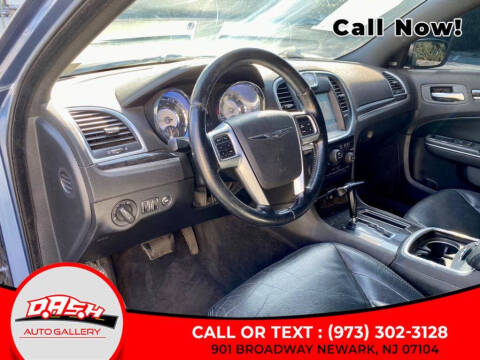 2011 Chrysler 300 Limited