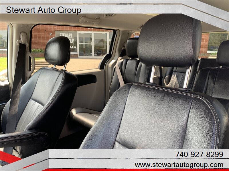 2014 Chrysler Town and Country Touring