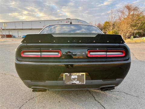 2015 Dodge Challenger SRT Hellcat