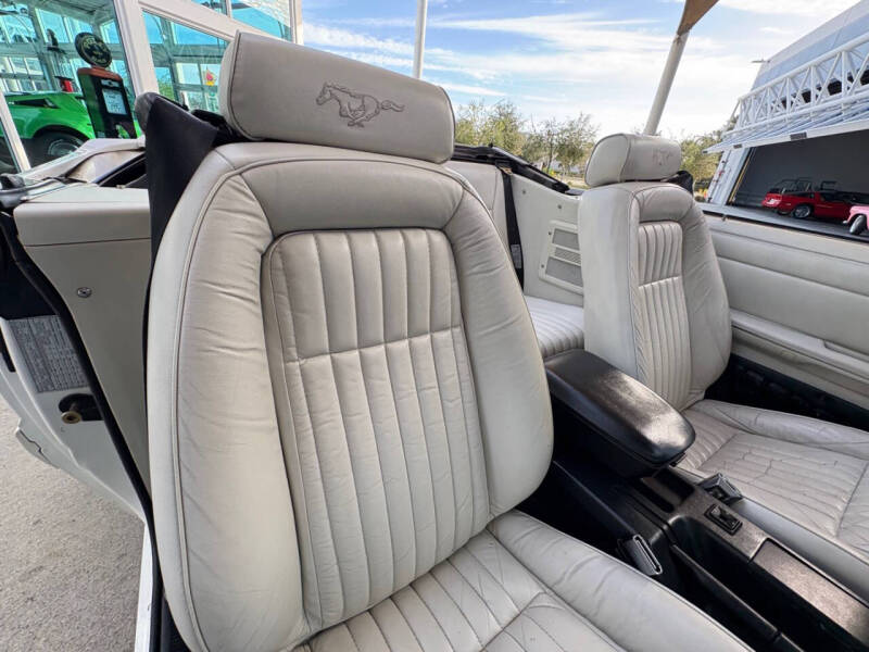 1993 Ford Mustang LX 5.0