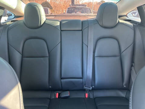 2023 Tesla Model 3 Performance