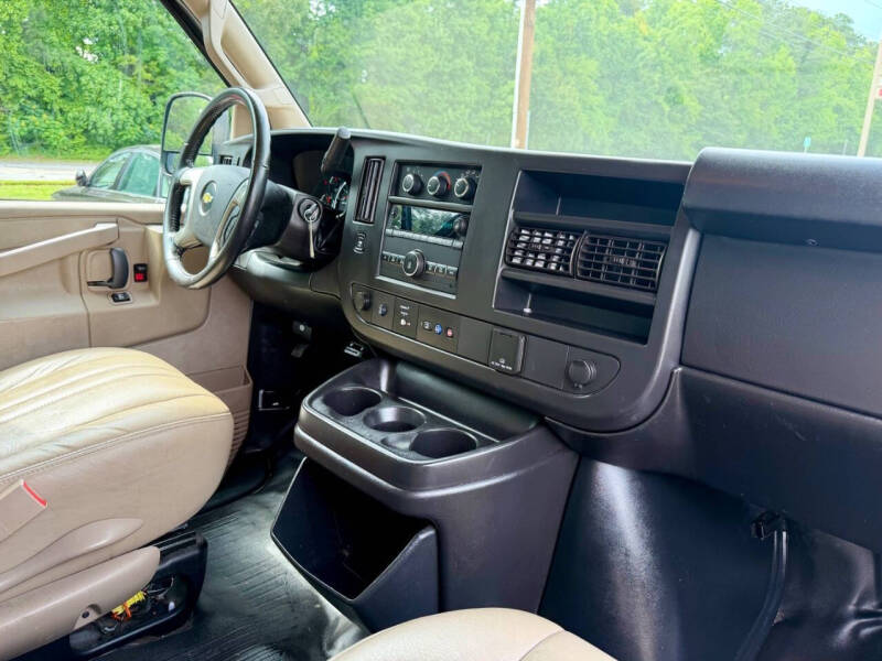 2019 Chevrolet Express 2500
