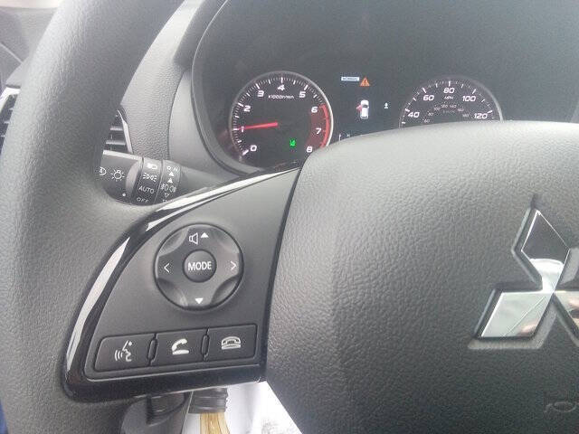 2026 Mitsubishi Eclipse Cross LE