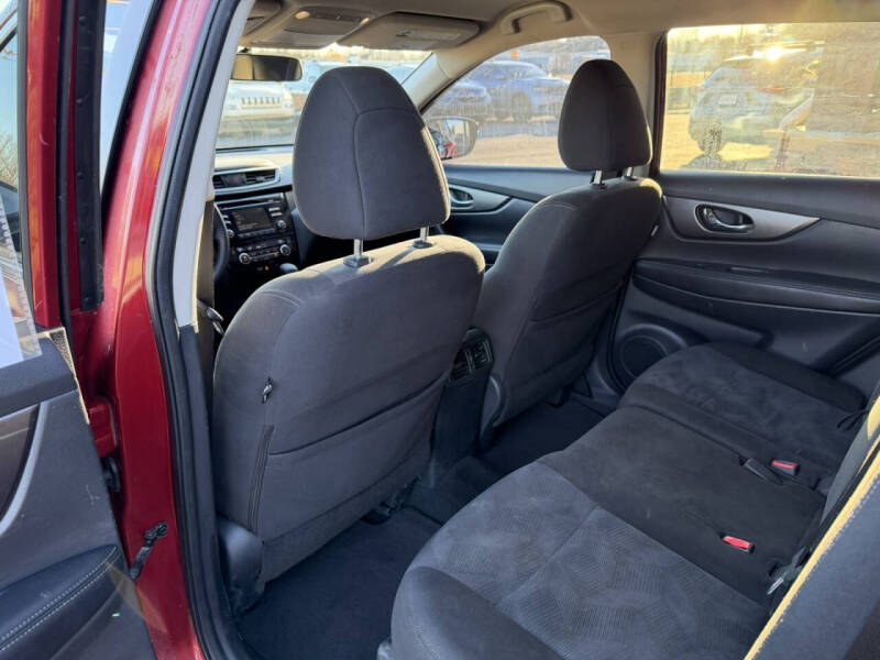 2016 Nissan Rogue SV