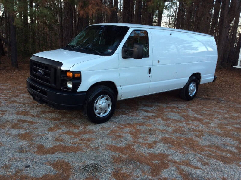 2014 Ford E-Series Econoline Van Commercial photo 4