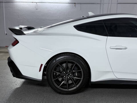 2024 Ford Mustang Dark Horse