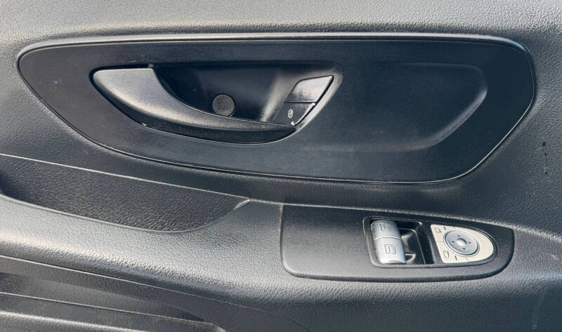 2017 Mercedes-Benz Metris