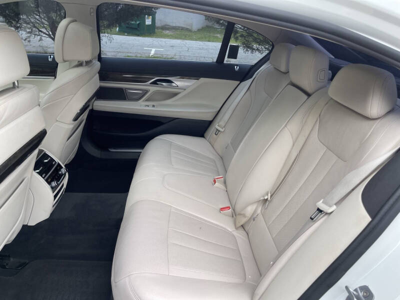 2016 BMW 7 Series 740i