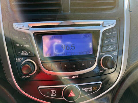 2012 Hyundai Accent GS