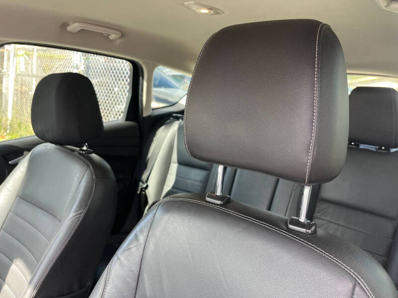 2015 Ford C-MAX Hybrid SEL