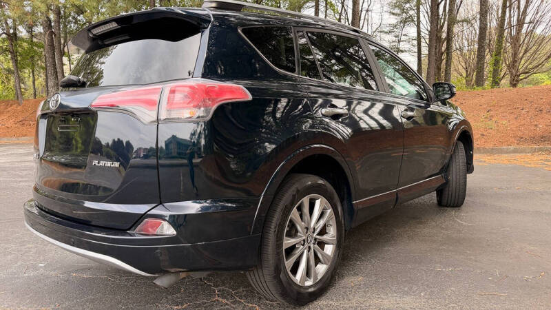 2017 Toyota RAV4 Platinum