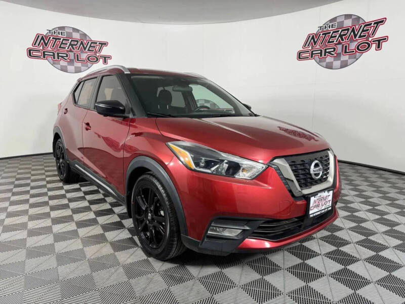 2020 Nissan Kicks SR