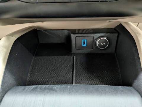 2020 Ford Escape Hybrid Titanium