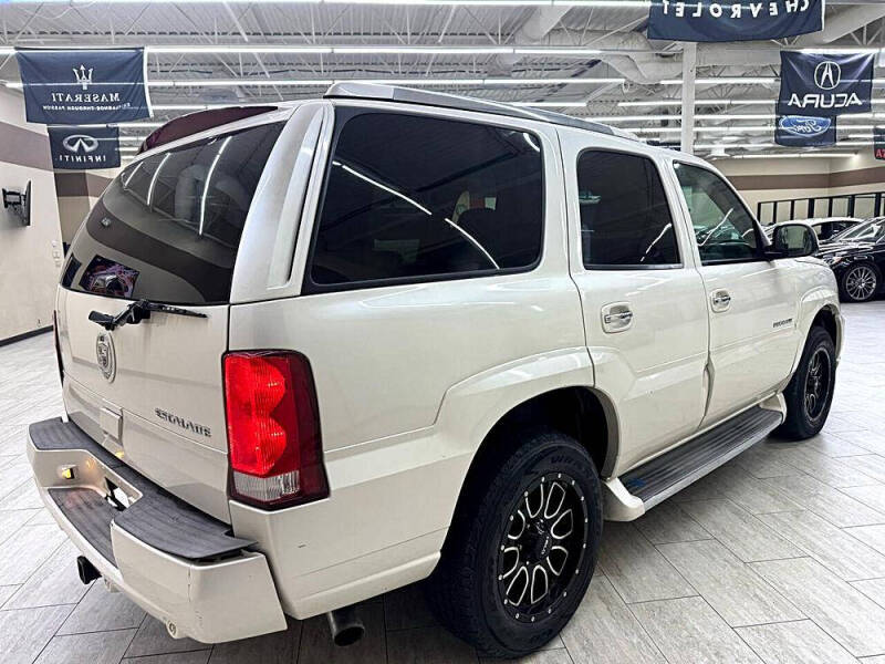 2005 Cadillac Escalade