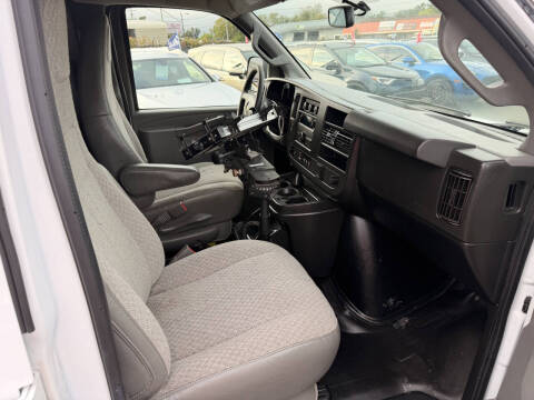 2021 Chevrolet Express 2500