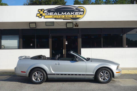 2005 Ford Mustang V6 Deluxe