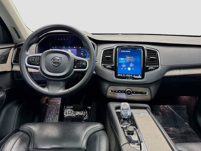2023 Volvo XC90 Recharge T8 Ultimate Bright Theme 7P