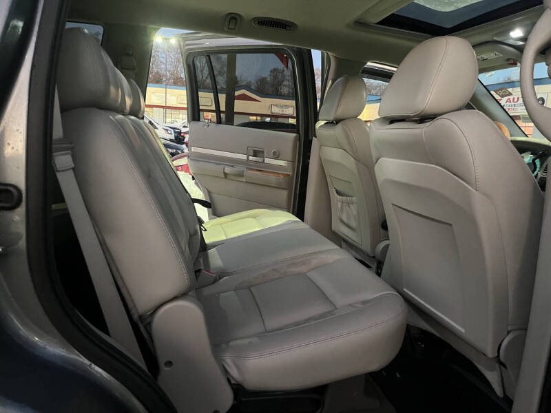 2009 Chrysler Aspen Limited