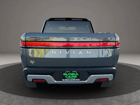 2023 Rivian R1T Adventure